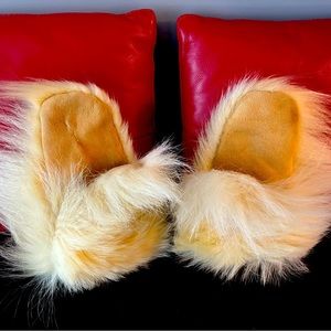 Rare mittens made of polar bear fur.